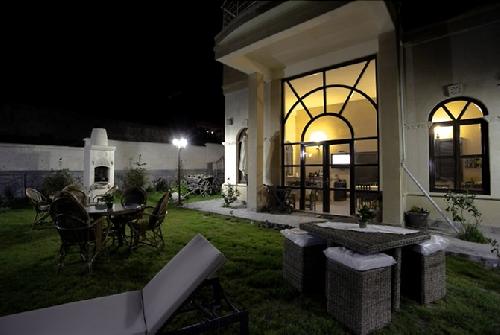 Bester Transfer zum Höhlenhotel