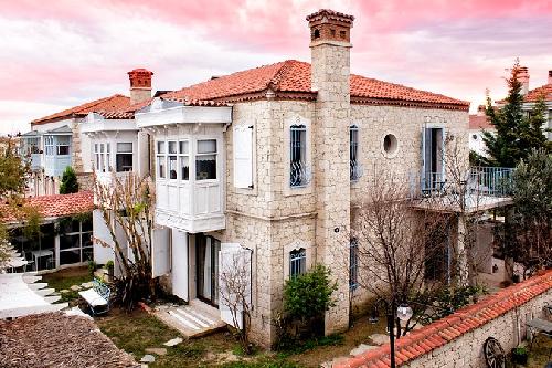 Alacati Taskonak Hotel transfer