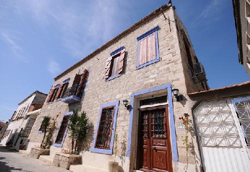 1882 Butik Hotel transfer