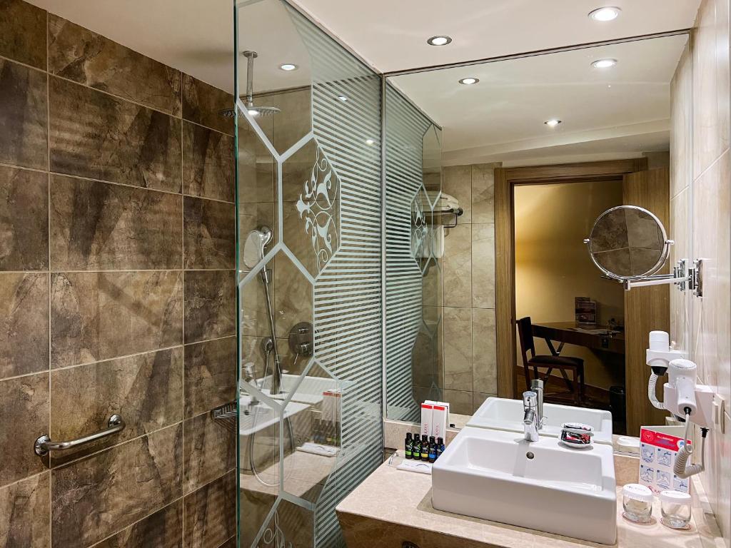 Kaya Thermal & Convention Tur