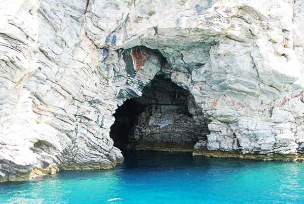 Fosforlu Mağara Tur