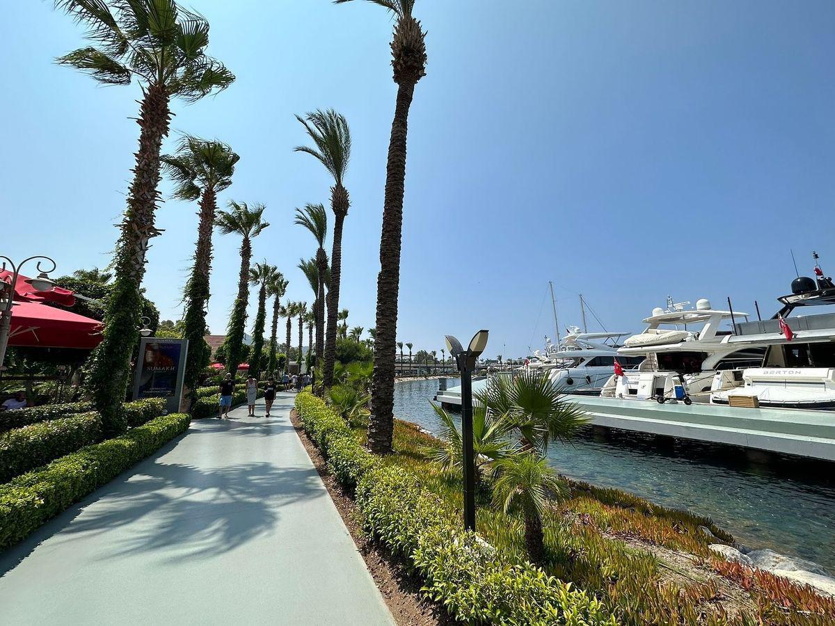 Günbatımı Plajı ve Turgutreis Tur