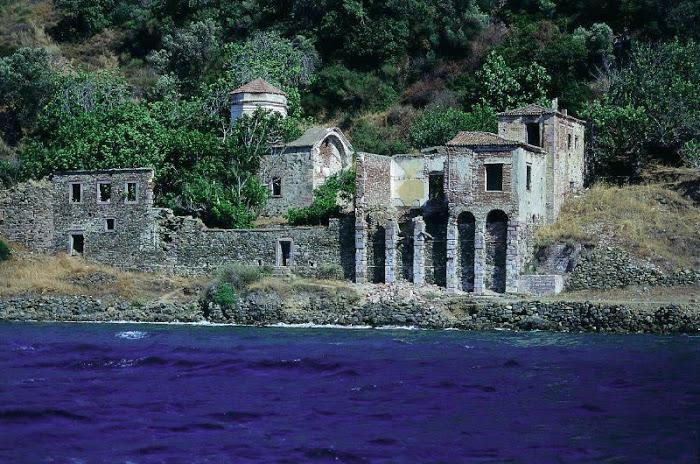 Ayışığı Manastırı Tur