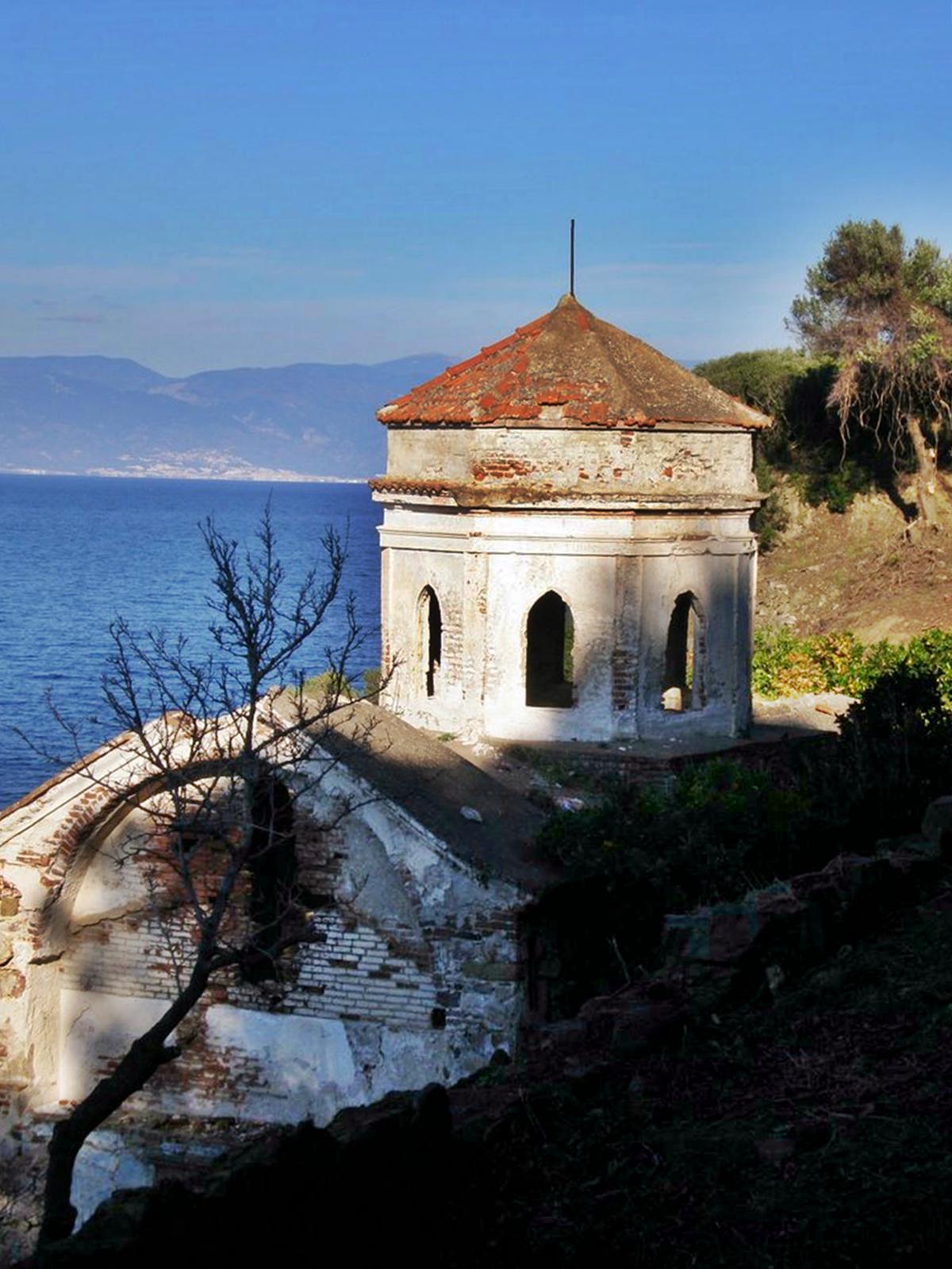 Ayışığı Manastırı Tur
