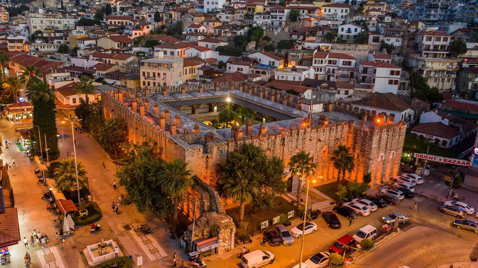 Öküz Mehmet Paşa Kervansarayı Tur