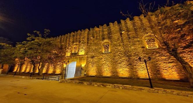 Öküz Mehmet Paşa Kervansarayı Tur